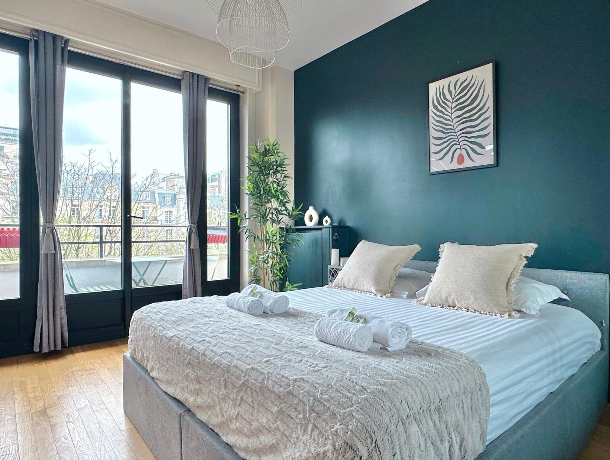 Stylish Apartment With A Balcony In Paris Exterior photo
